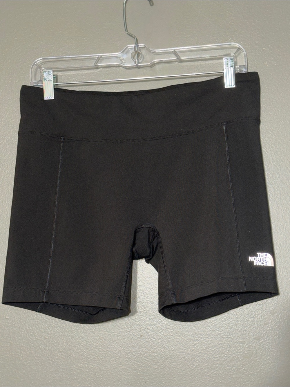 The North Face Black Fitted Running Bike Shorts Zipper Pocket Large